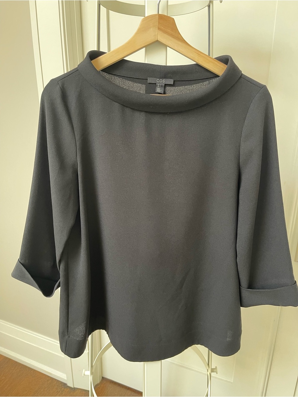 COS Charcoal Gray Boatneck 3/4 Sleeve Top